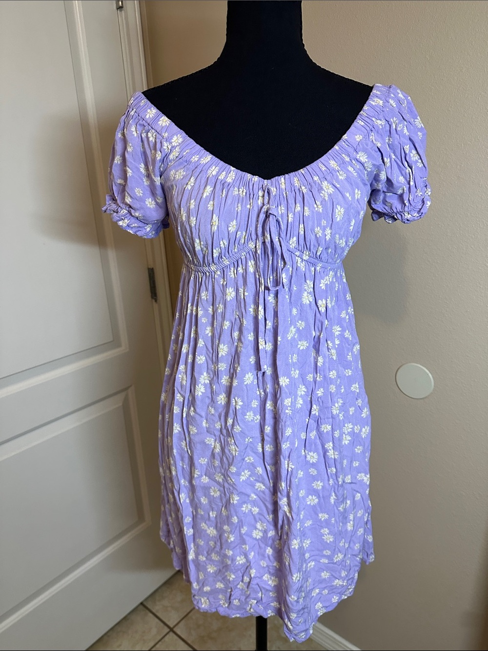 RSQ Lavender Floral Puff Sleeve Mini Dress